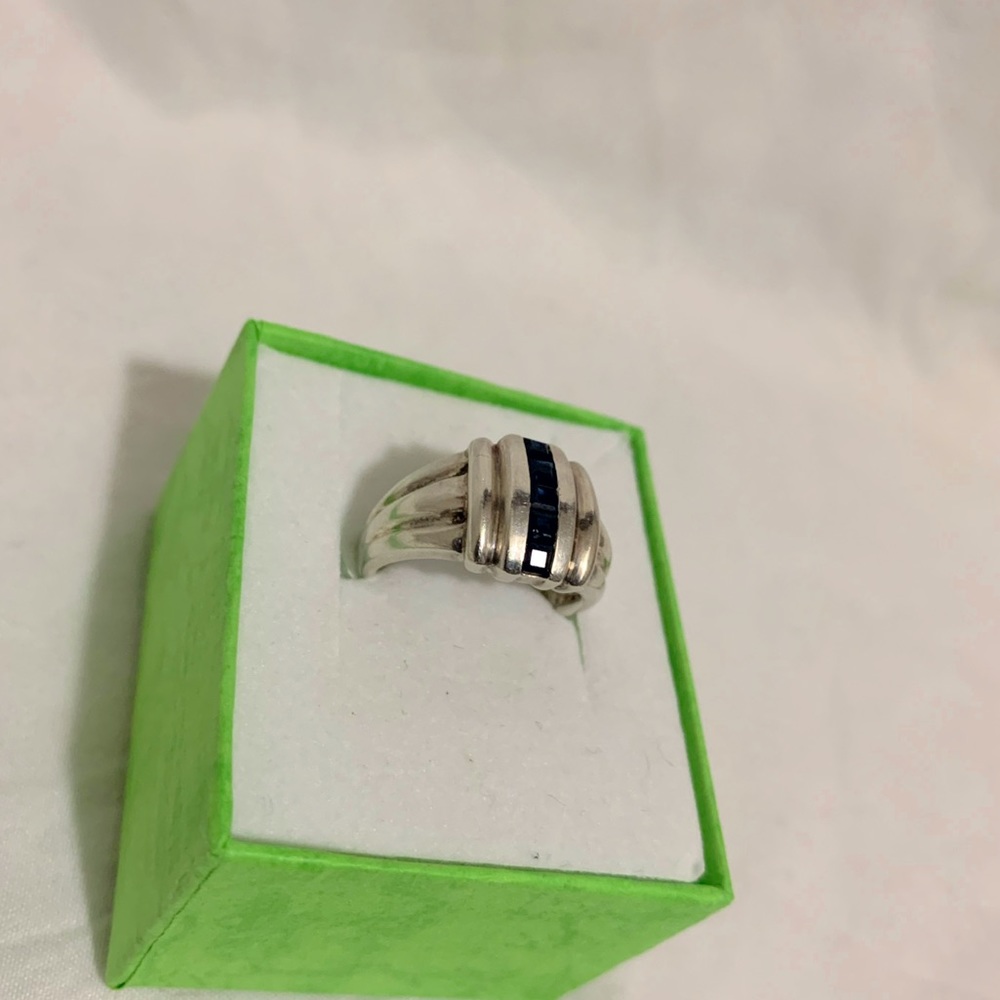 Vintage Sterling Silver Sapphire Ring